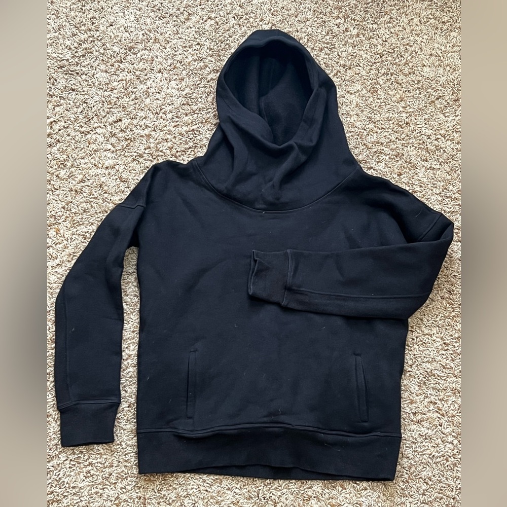 Zyia Cowl-neck black sweatshirt